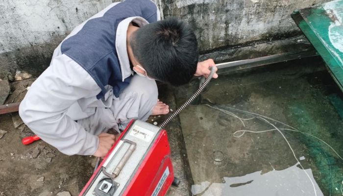Quy Trình Thông Cống Tắc Mỡ Bằng Hóa Chất Chuyên Dụng